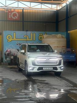 تويوتا لاندكروزر